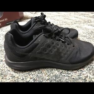 Black Nike Downshifter 7, Size 9.5